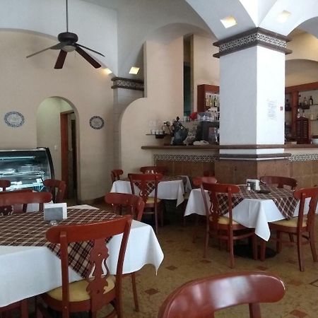 Hotel Virreynal Cordoba Bagian luar foto
