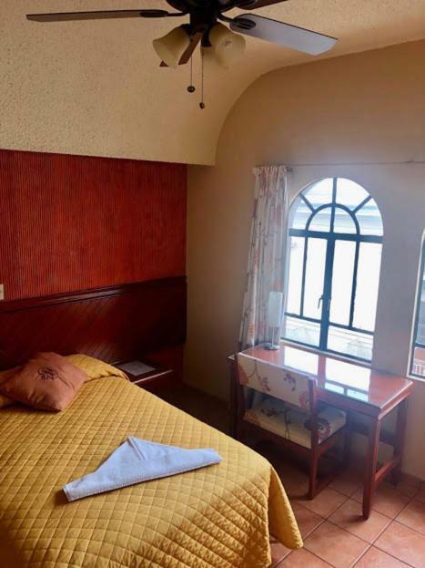 Hotel Virreynal Cordoba Bagian luar foto